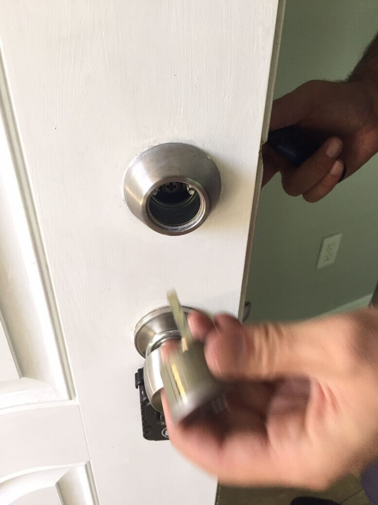 Home Lock Replacement-Moving In-1 Response Locksmith Miami Florida