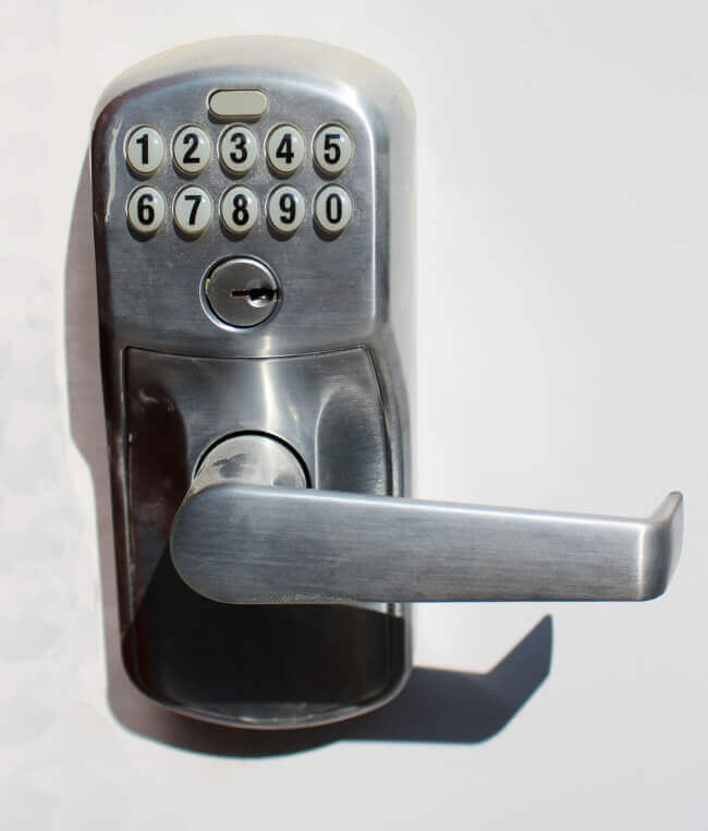 Key code outlet lock